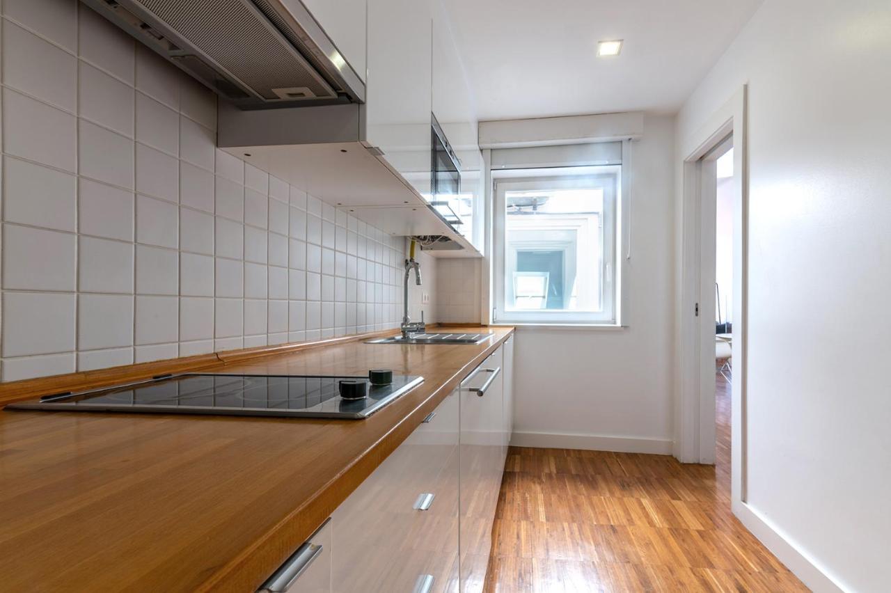 Portas Do Bairro Apartment