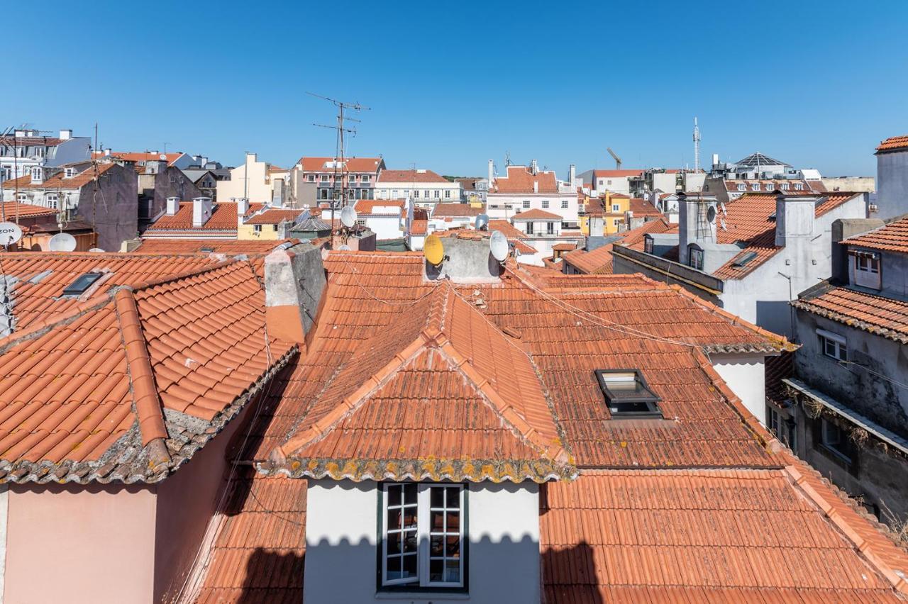 Portas Do Bairro * Lisbon