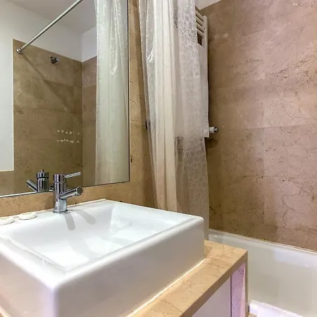 Portas Do Bairro Apartment Lisbon Exterior photo