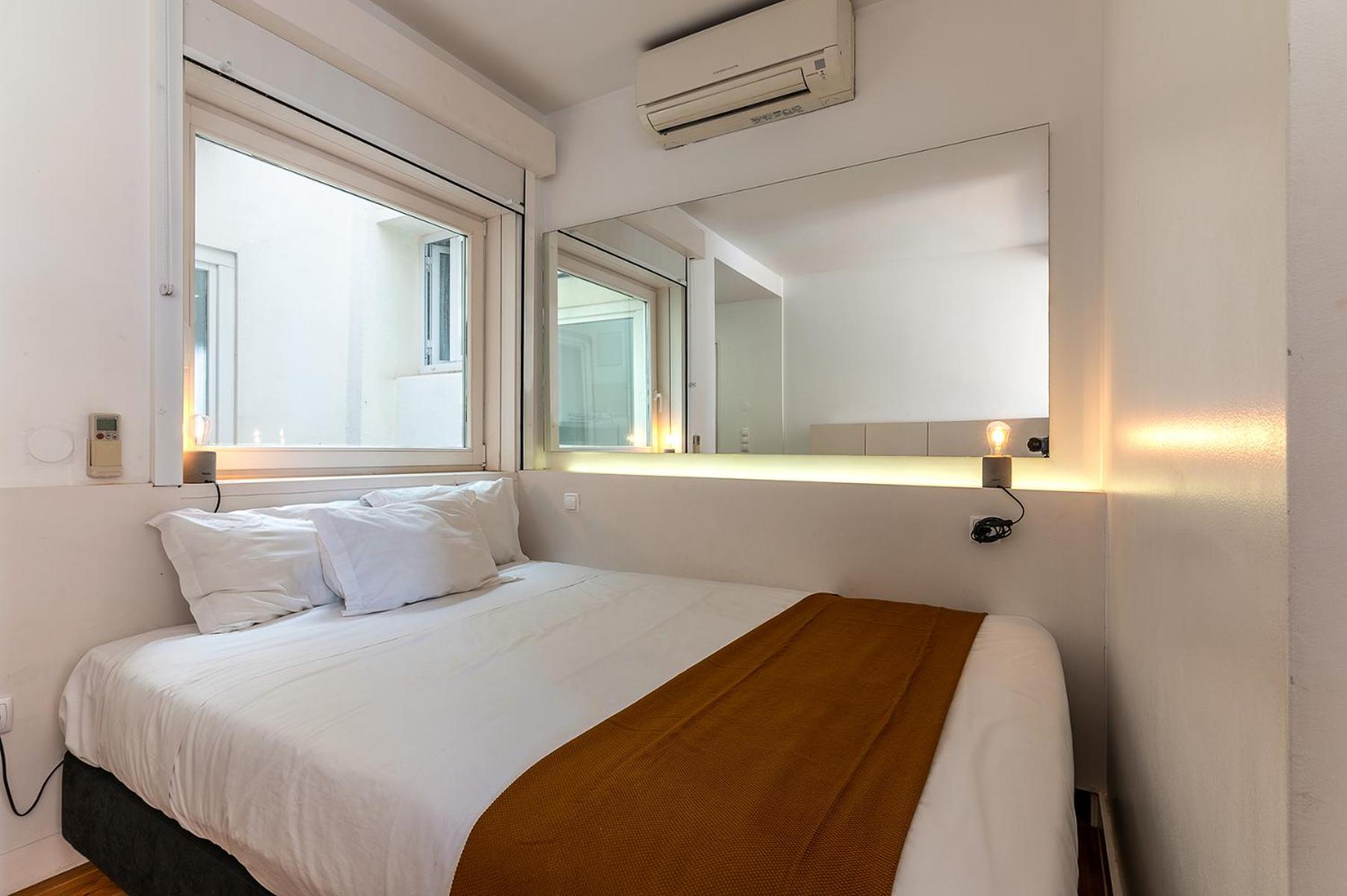 Portas Do Bairro Apartment *